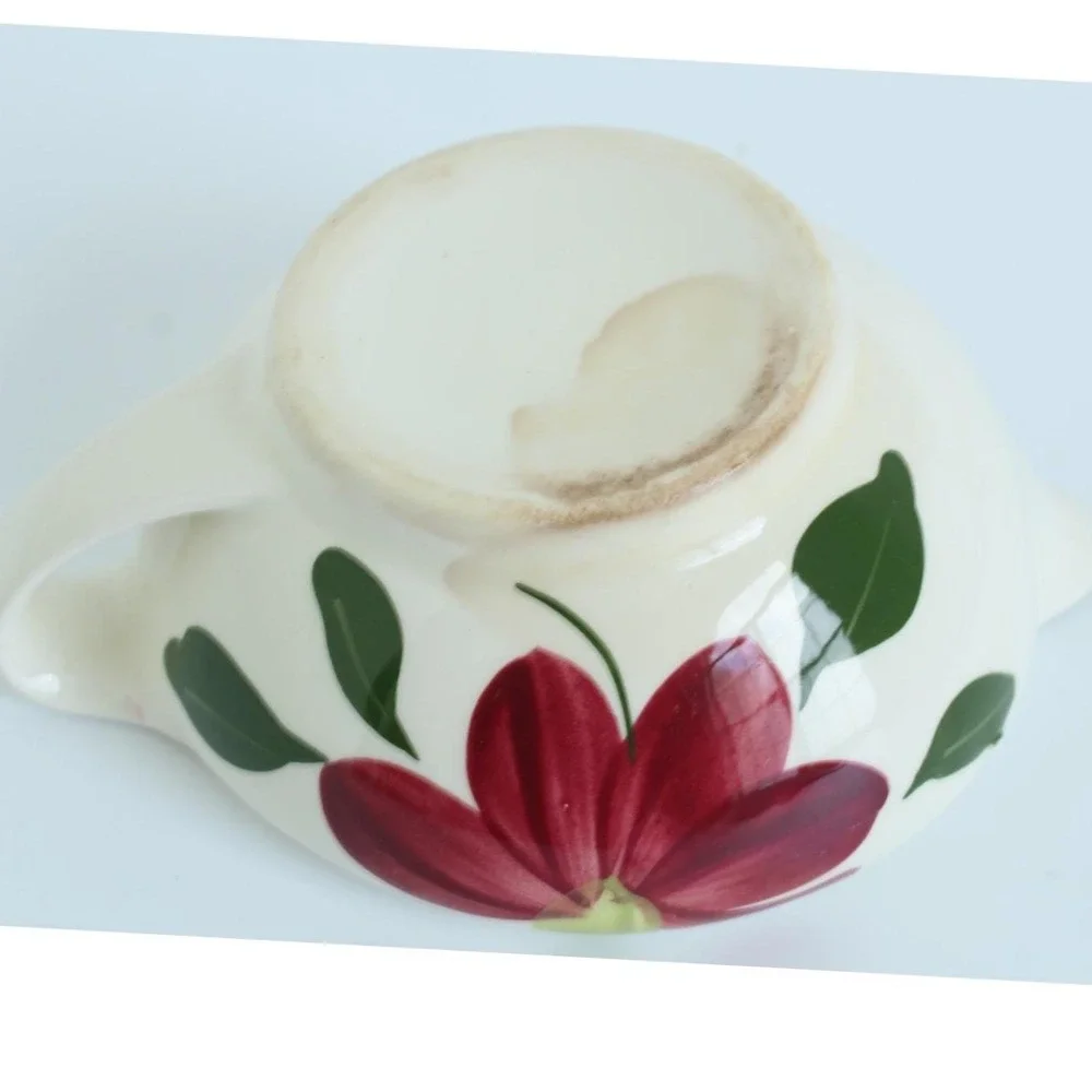 Vintage Hand Painted Red Floral Ceramic Gravy‎ Boat Creamer 6.5in